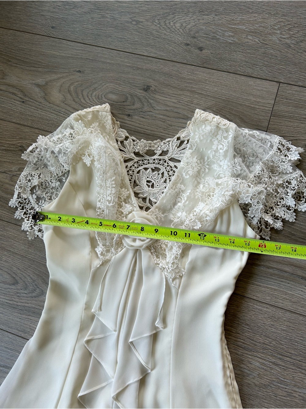 Vintage Jessica McClintock 1980s Cottagecore Lace & Rosette Detail Dress Sz 3/4 - Picture 8 of 10